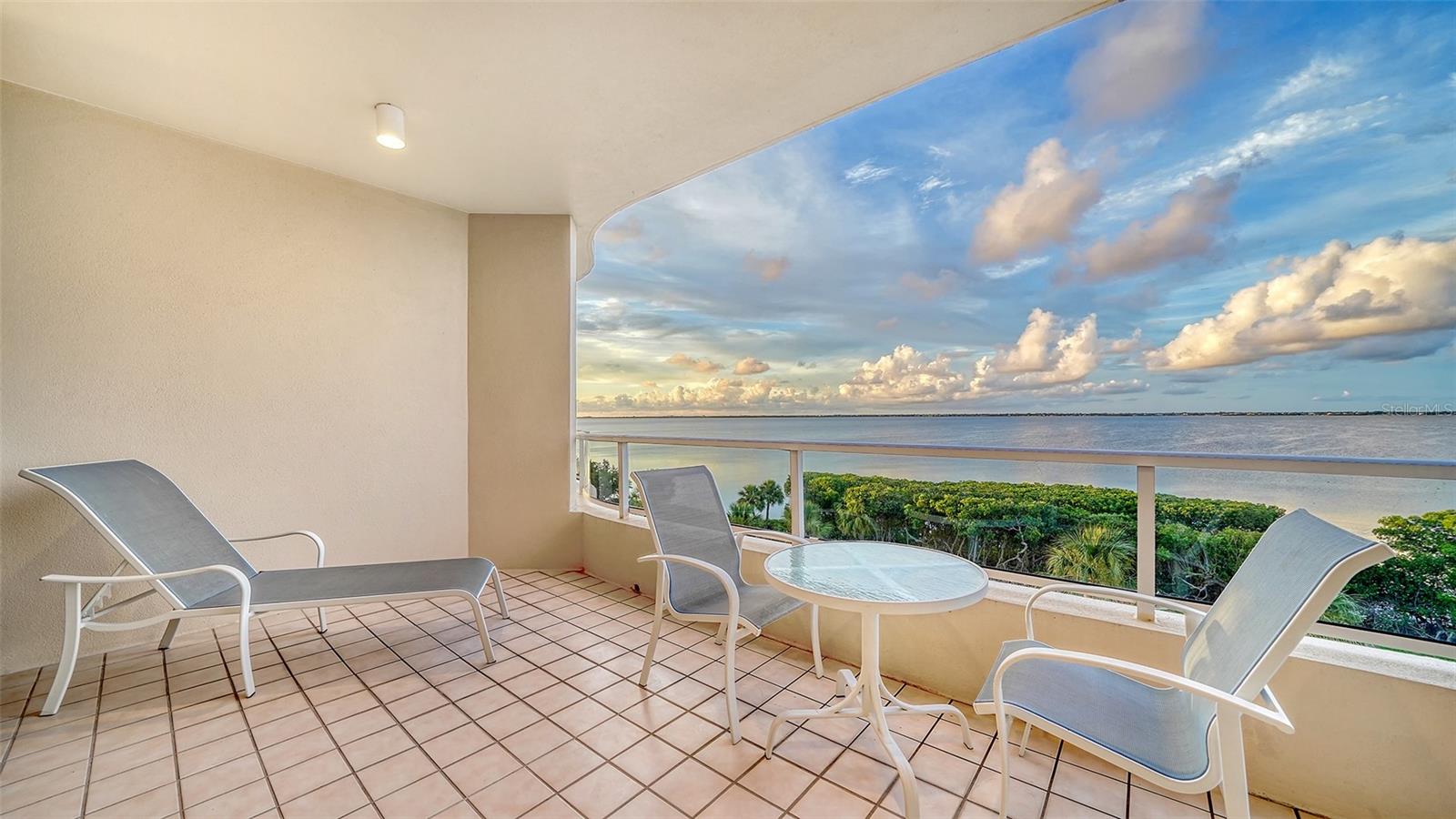 Image 13 of 97 For 3080 Grand Bay Boulevard 533