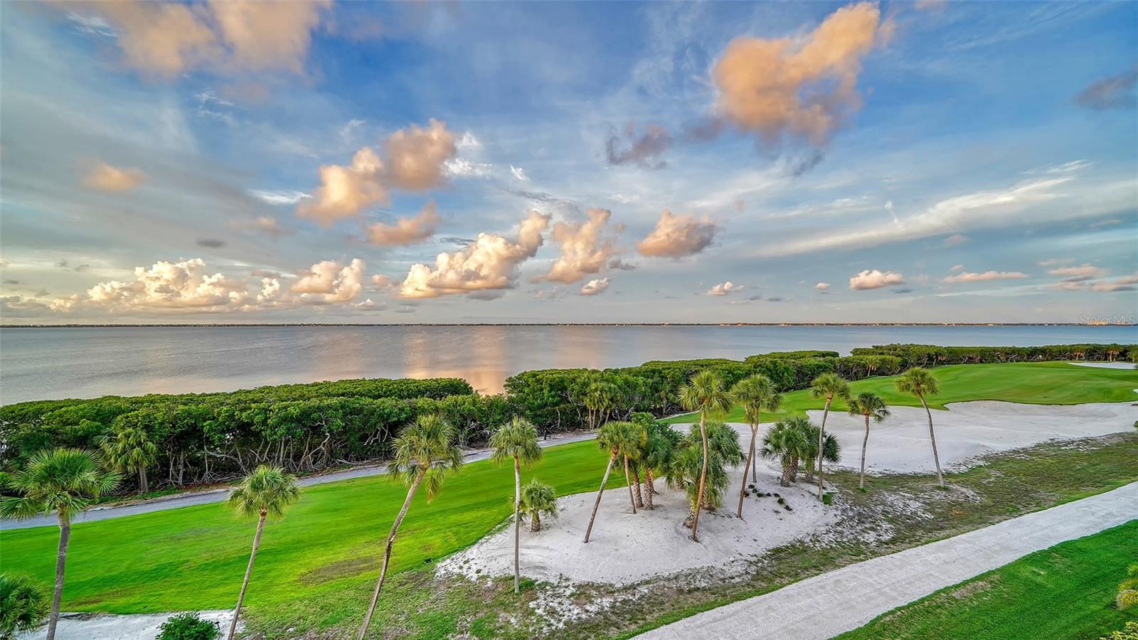 Image 16 of 97 For 3080 Grand Bay Boulevard 533