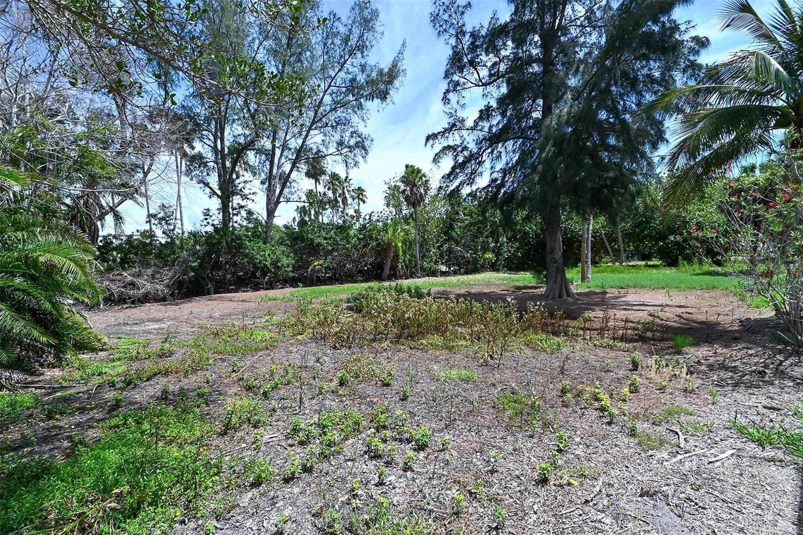 Image 11 of 35 For 5440 Gulf Of Mexico Drive