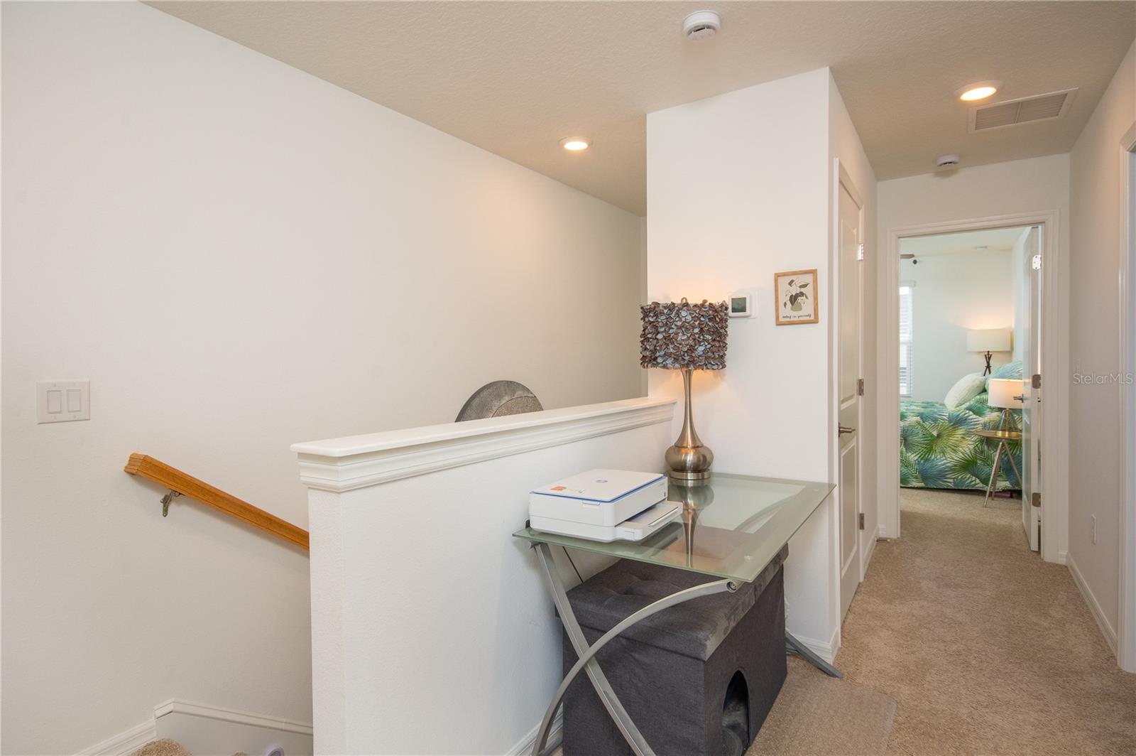 Listing photo id 13 for 8533 Lunar Skye Street