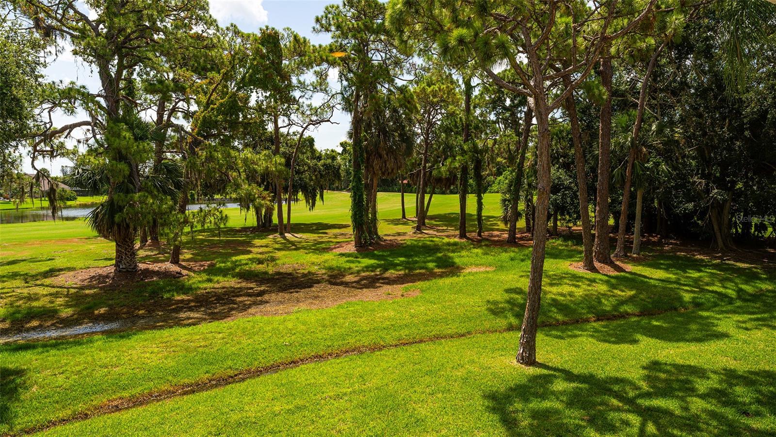 Image 32 of 40 For 7749 Fairway Woods Drive 1005