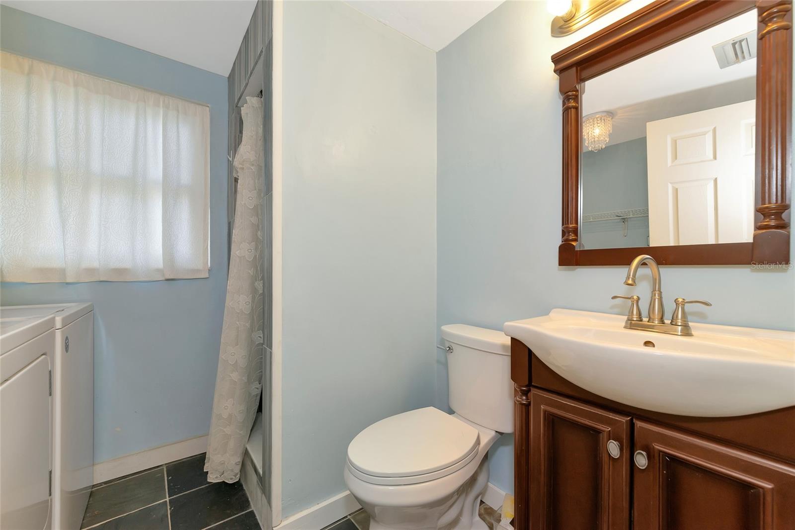 Listing photo id 22 for 329 Bay Vista Avenue