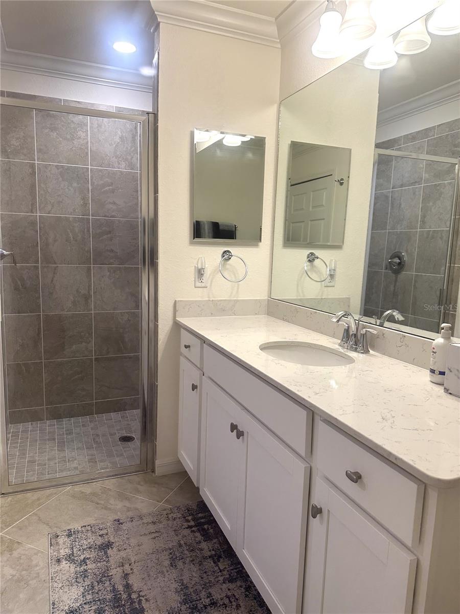 Image 16 of 27 For 17510 Gawthrop Drive 104