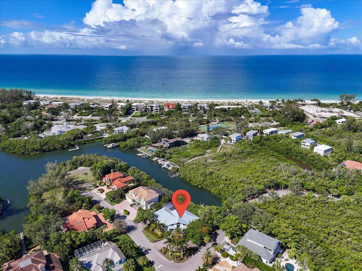 Listing photo id 40 for 700 Hideaway Bay Lane