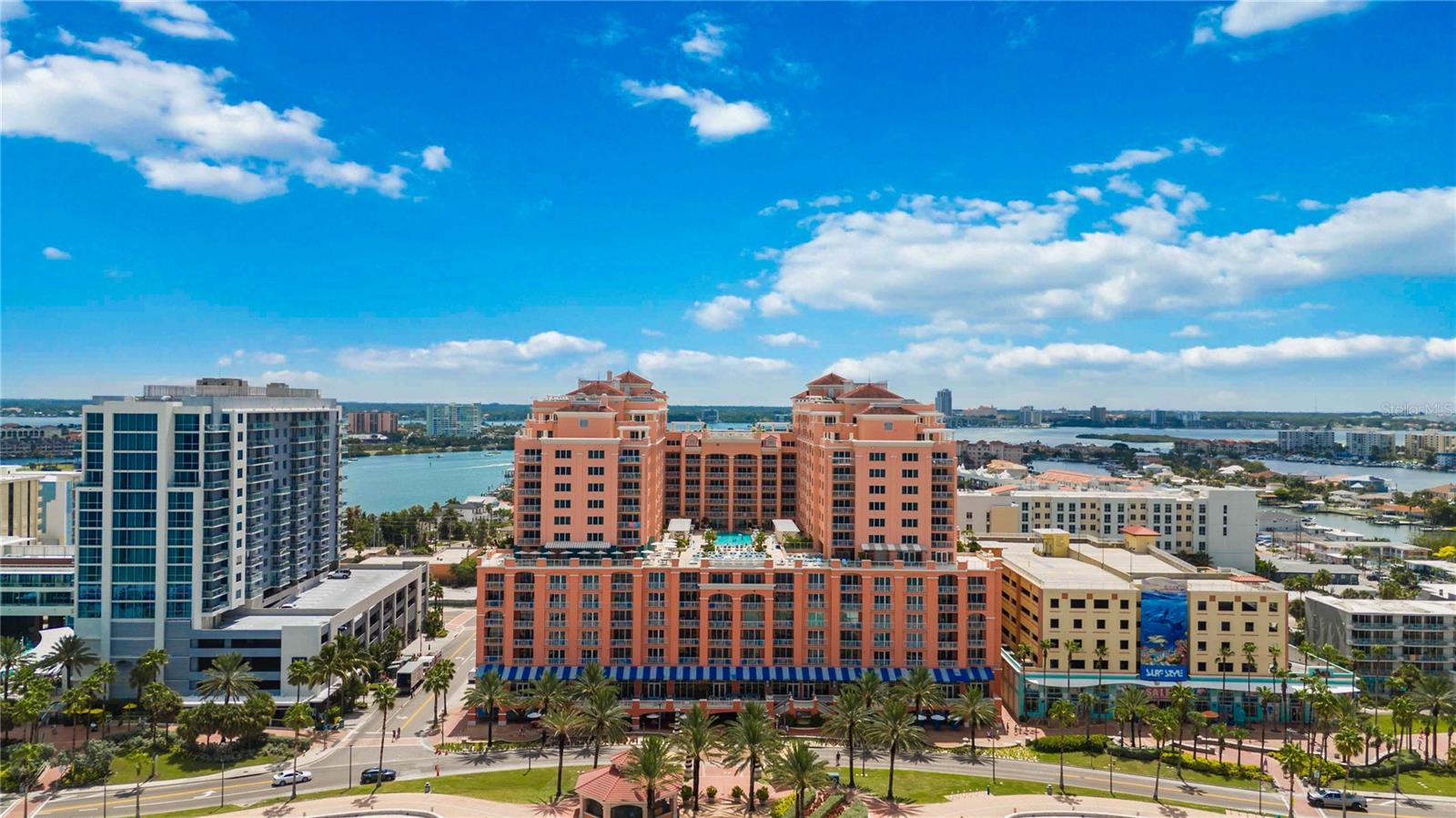 Listing photo id 61 for 301 Gulfview Boulevard 301