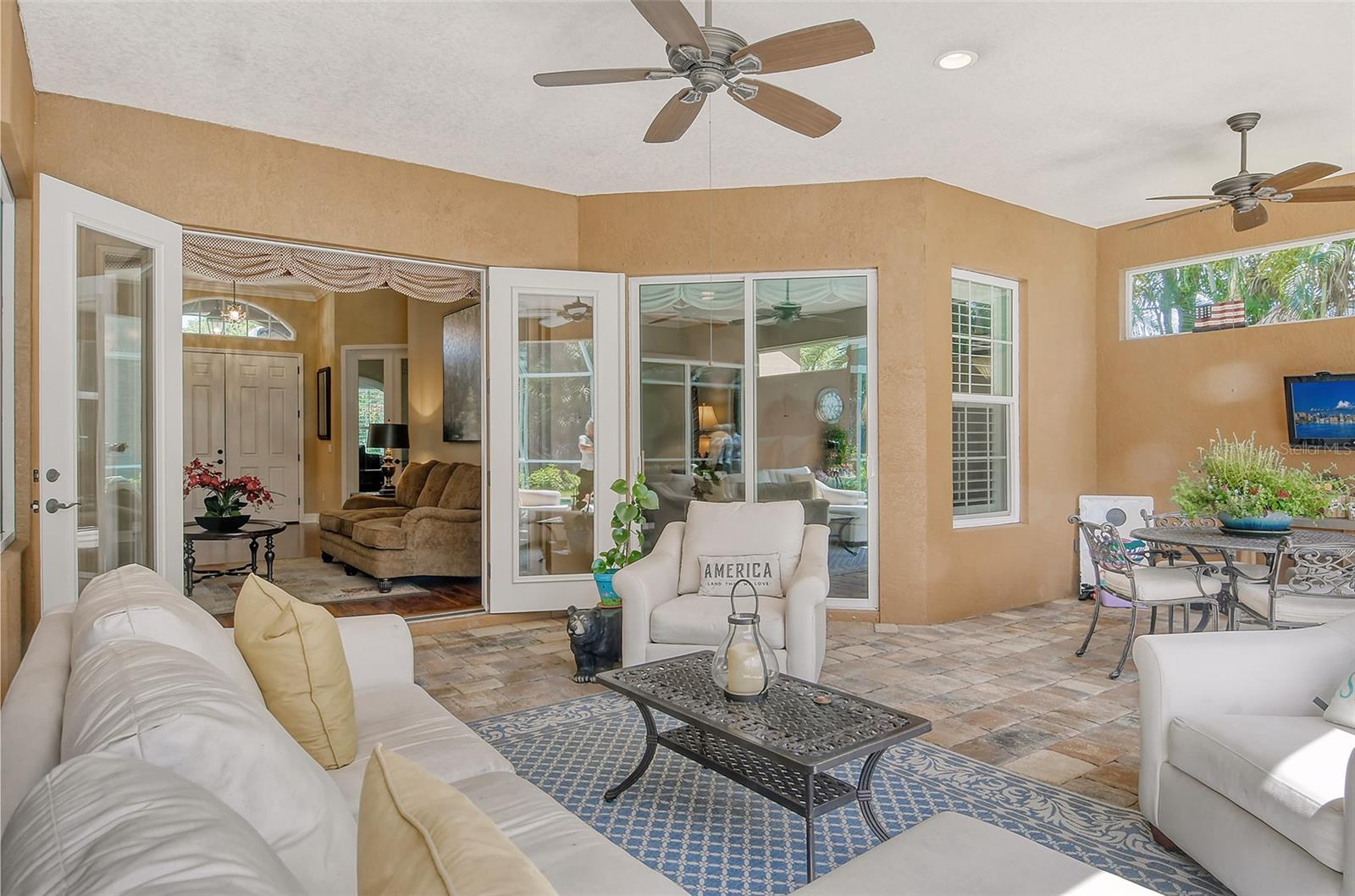 Listing photo id 10 for 3861 Royal Hammock Boulevard