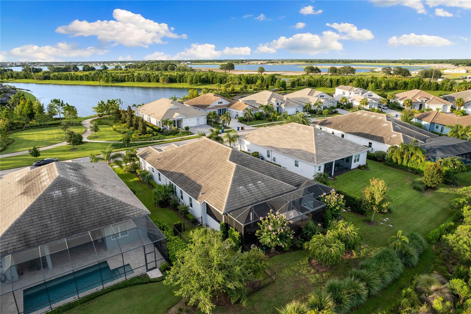 Image 91 of 99 For 8253 Grande Shores Drive