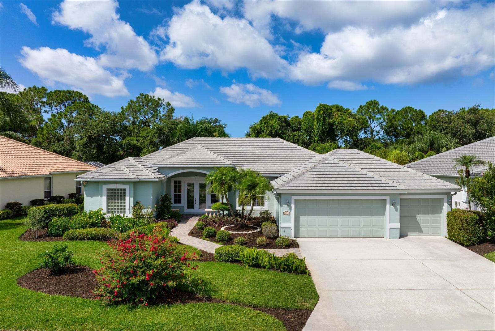 Details for 5249 Far Oak Circle, SARASOTA, FL 34238