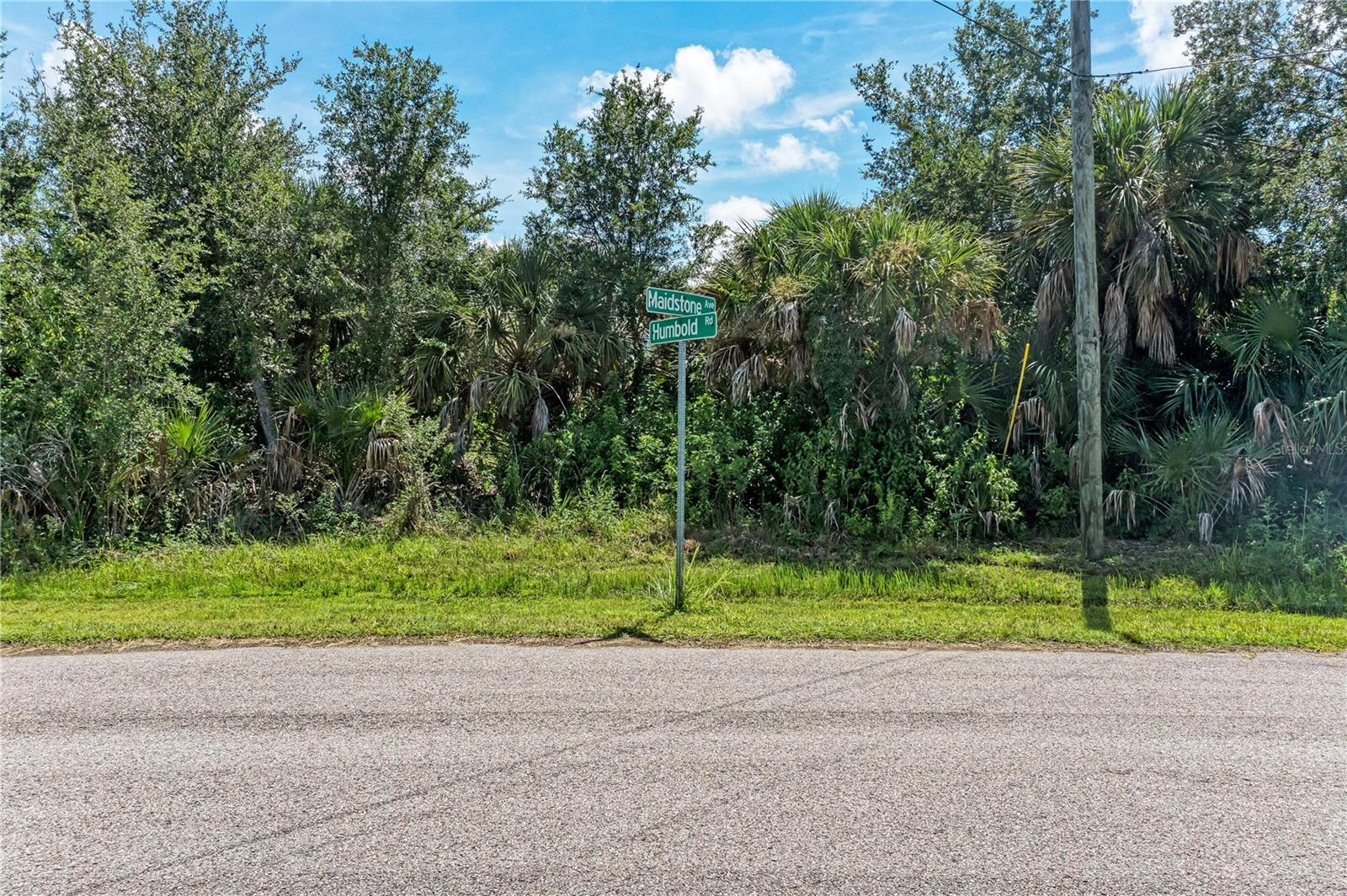 Image 8 of 14 For 14284 Humbold Road