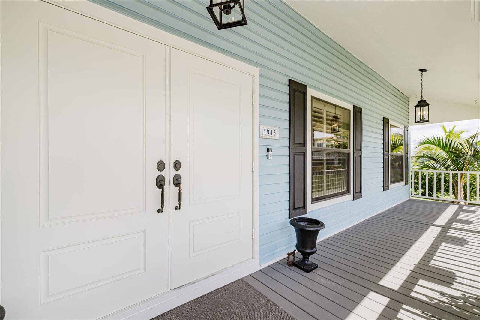 Image 48 of 79 For 1943 Bahama Avenue