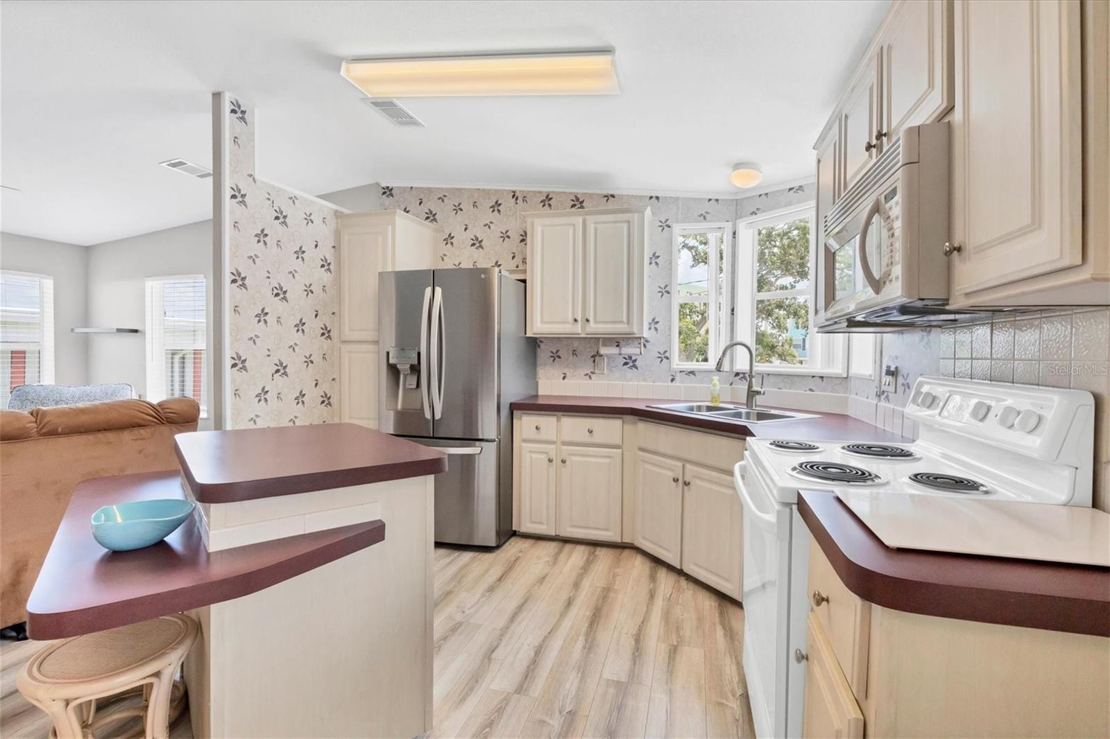 Image 11 of 37 For 2305 Bay Drive