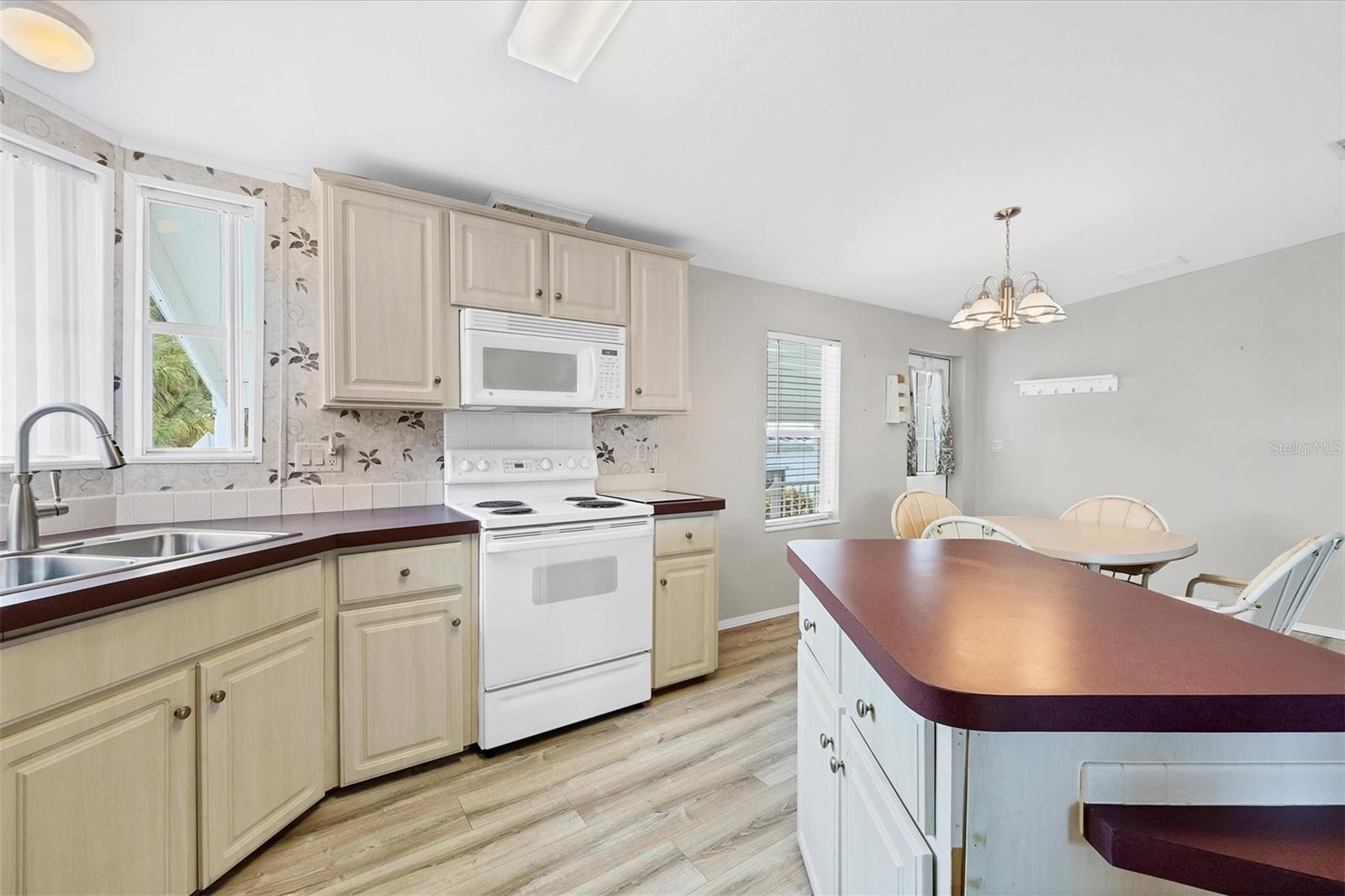 Image 12 of 37 For 2305 Bay Drive