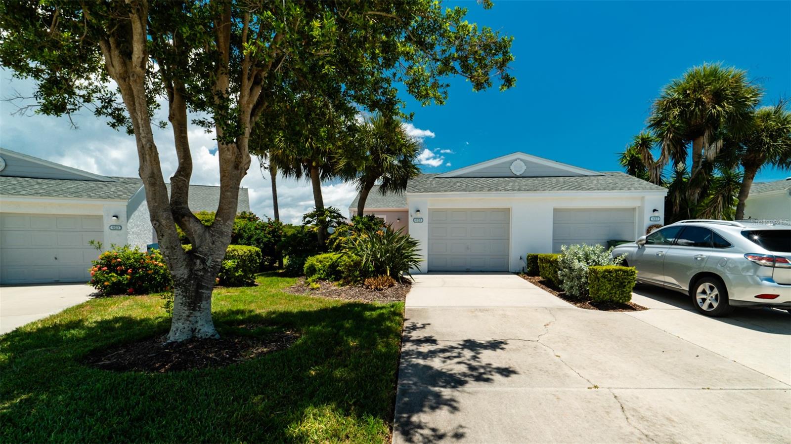 Details for 925 Waterside Lane, BRADENTON, FL 34209