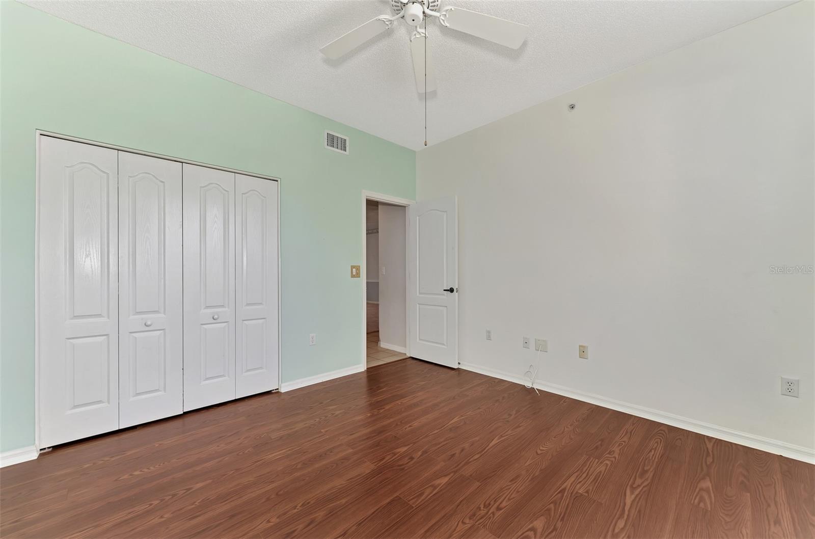 Image 33 of 56 For 8755 Olde Hickory Avenue 7105