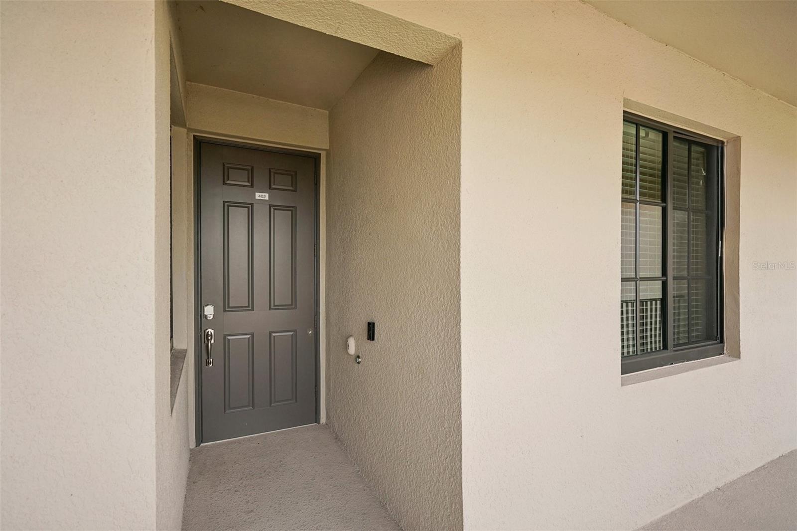 Image 9 of 74 For 17704 Gawthrop Drive 402