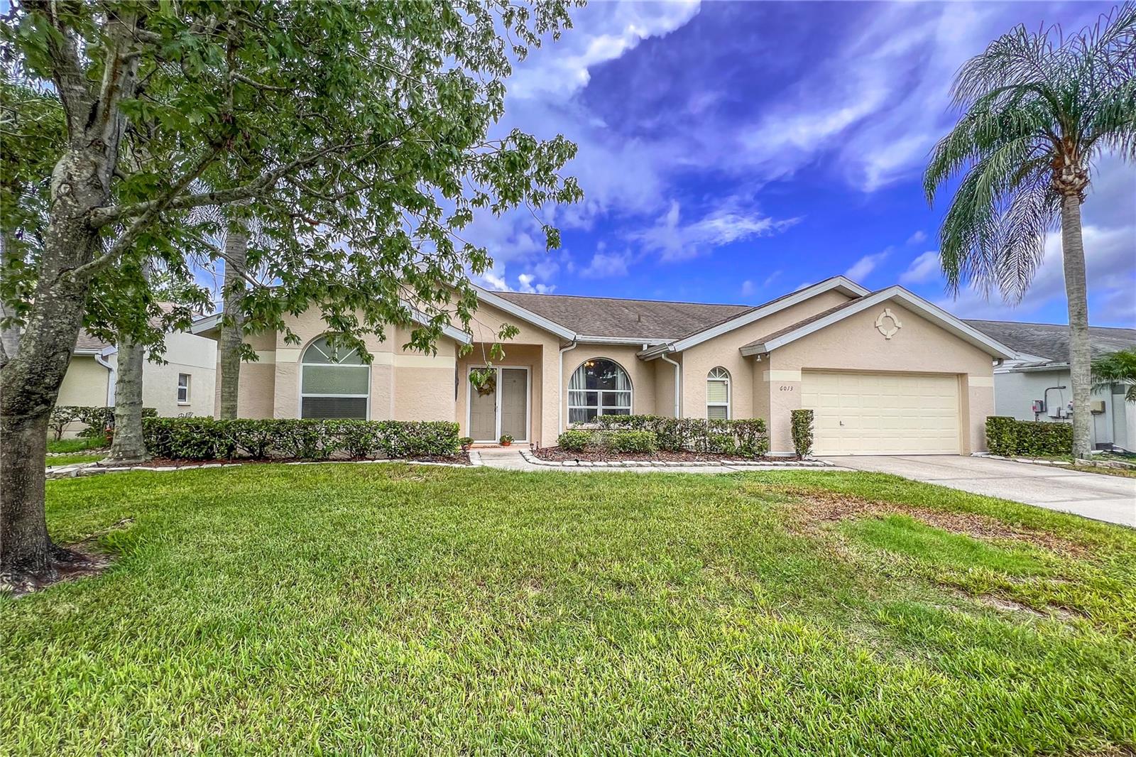 Details for 6013 Cedarwood Lane, BRADENTON, FL 34203