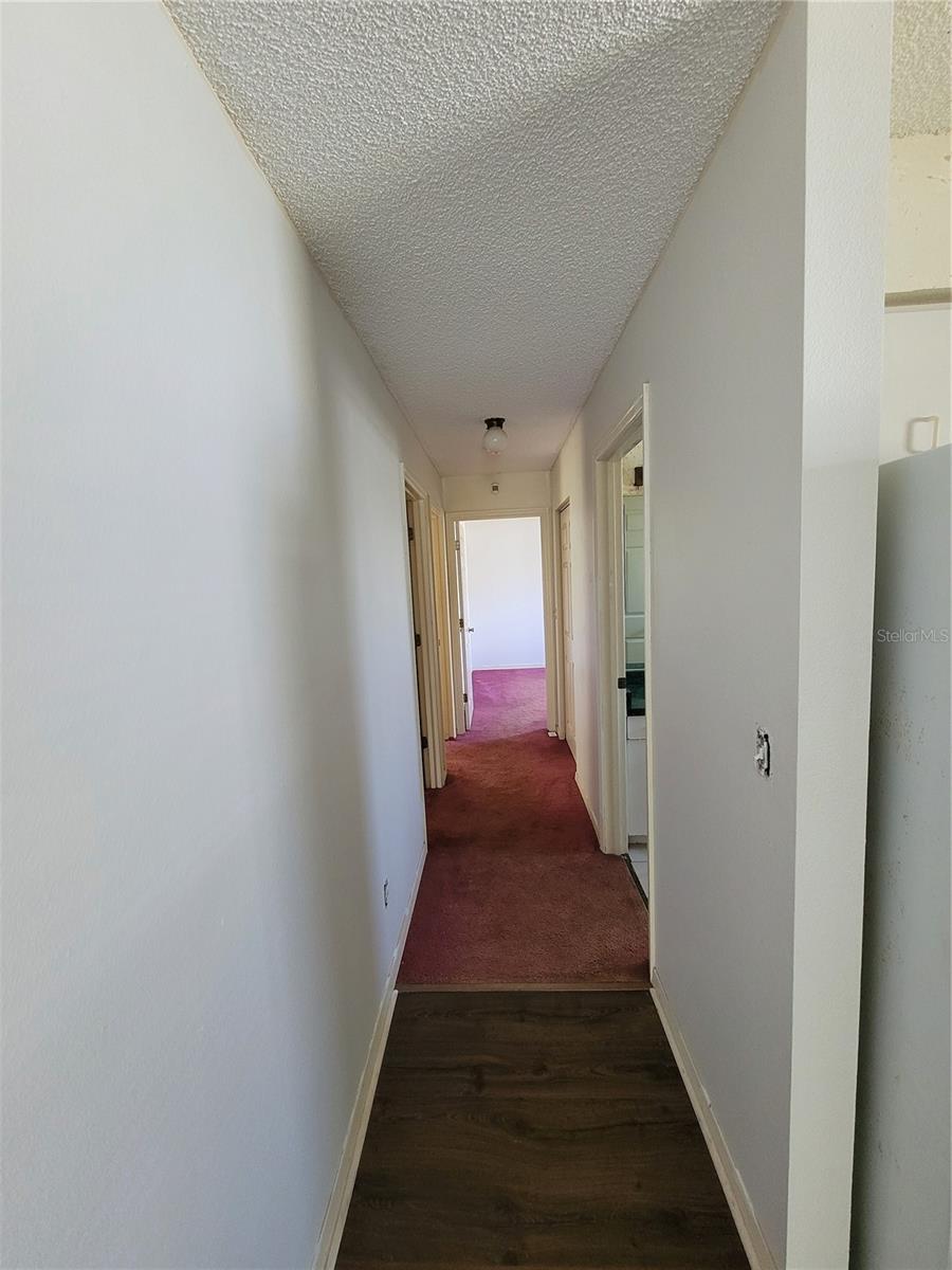 Image 11 of 34 For 707 13th Street W