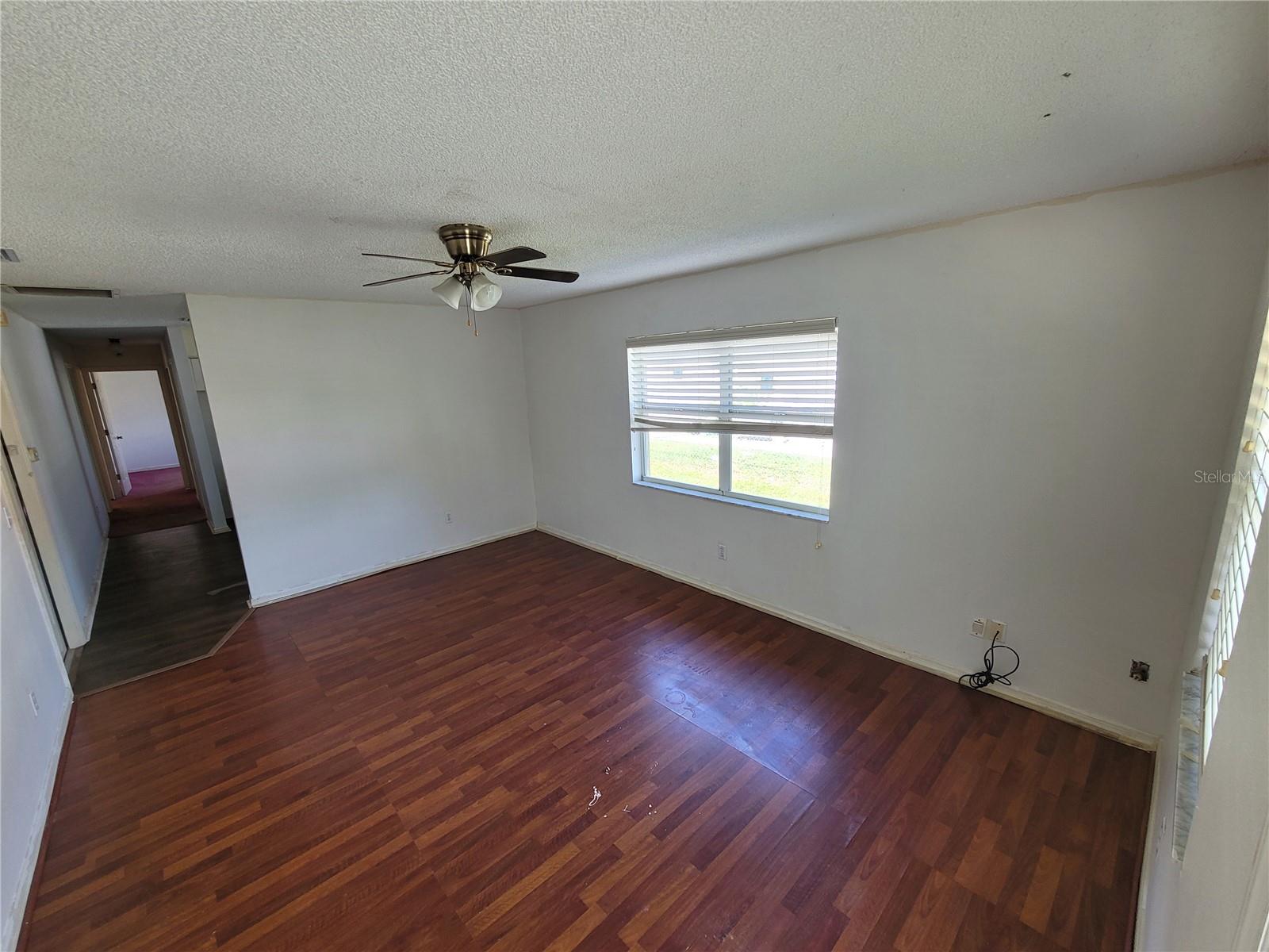 Image 3 of 34 For 707 13th Street W