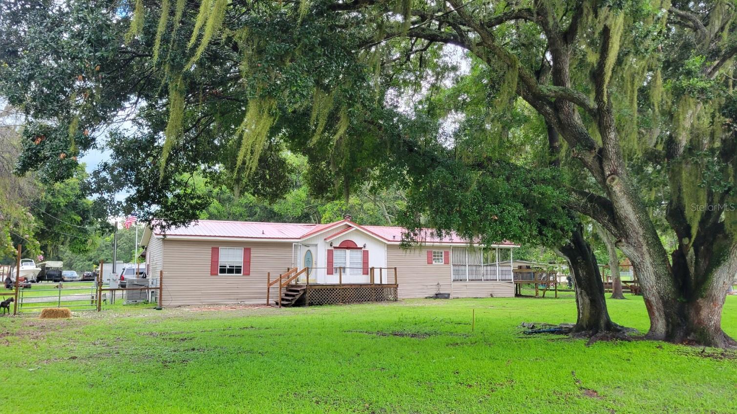 Image 2 of 30 For 16180 Boyette Road