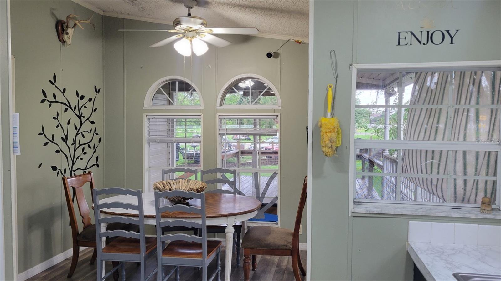 Image 21 of 30 For 16180 Boyette Road