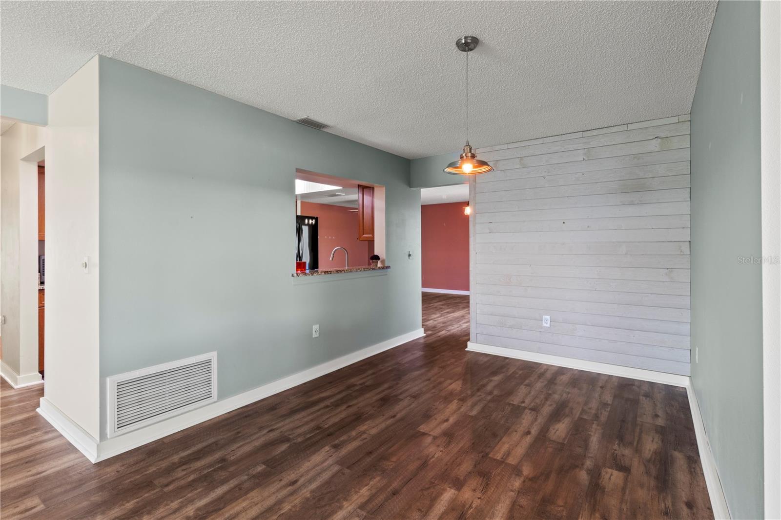 Image 17 of 52 For 708 67th Street W 708