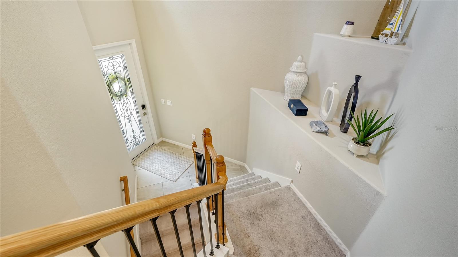 Listing photo id 8 for 18117 Gawthrop Drive 103