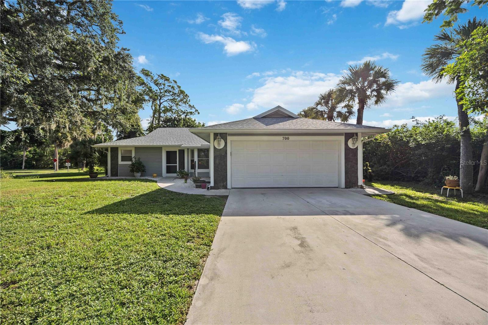 Details for 700 Dolphin Road, VENICE, FL 34293