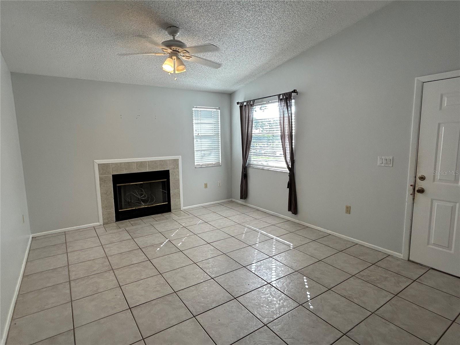 Image 3 of 13 For 3883 59th Avenue 3883