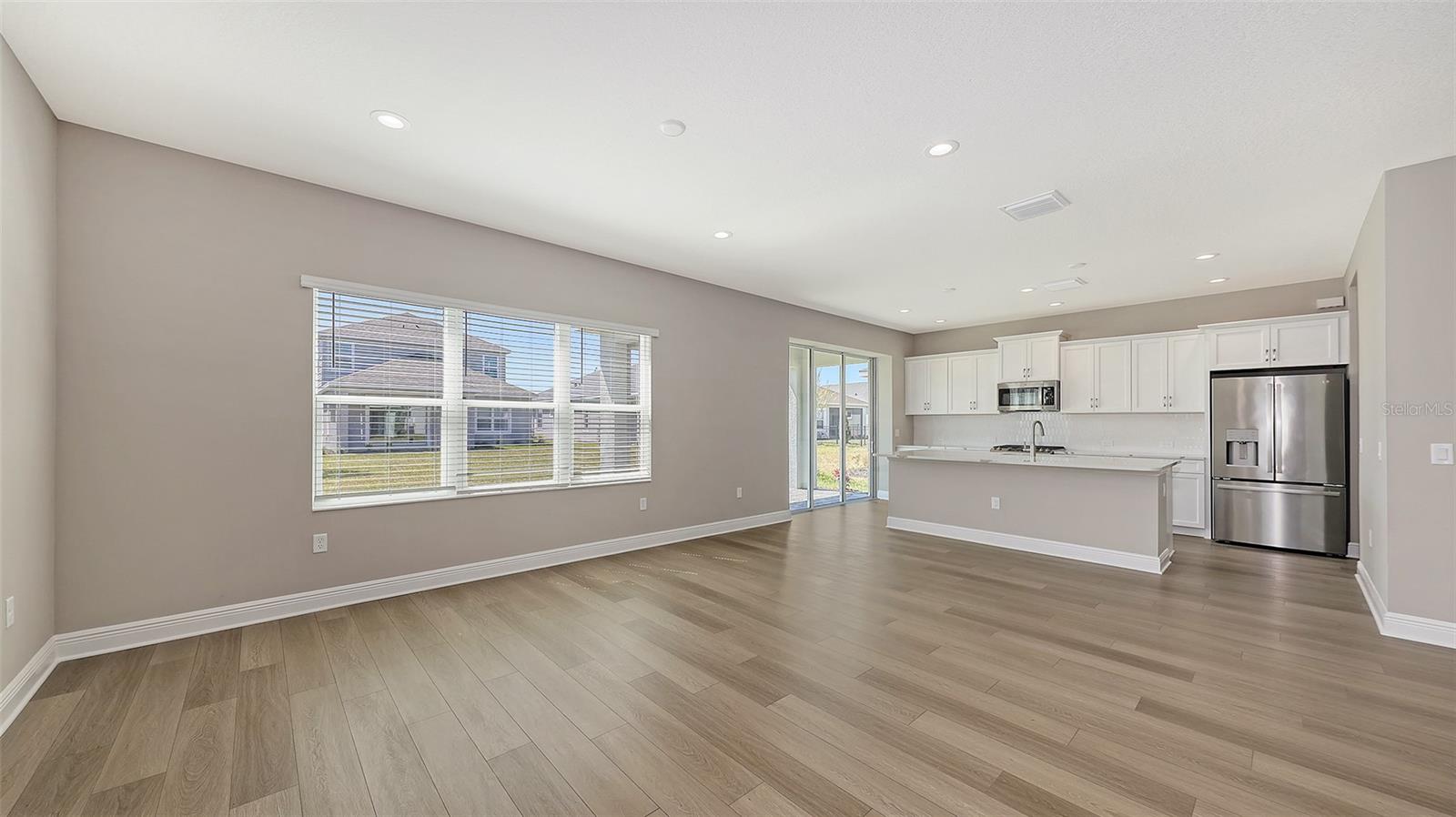 Image 12 of 45 For 10145 Spruce River Way