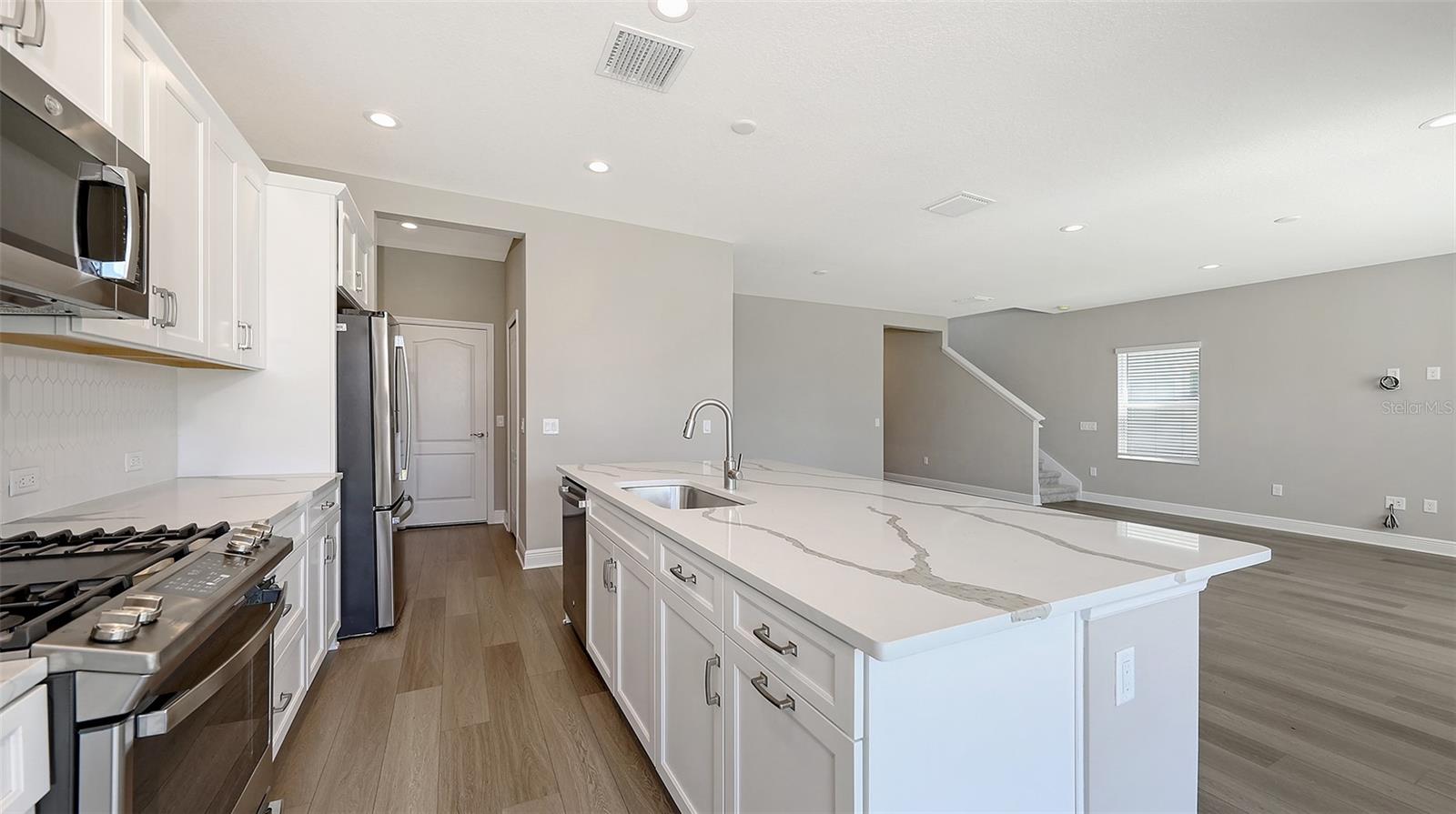Image 19 of 45 For 10145 Spruce River Way