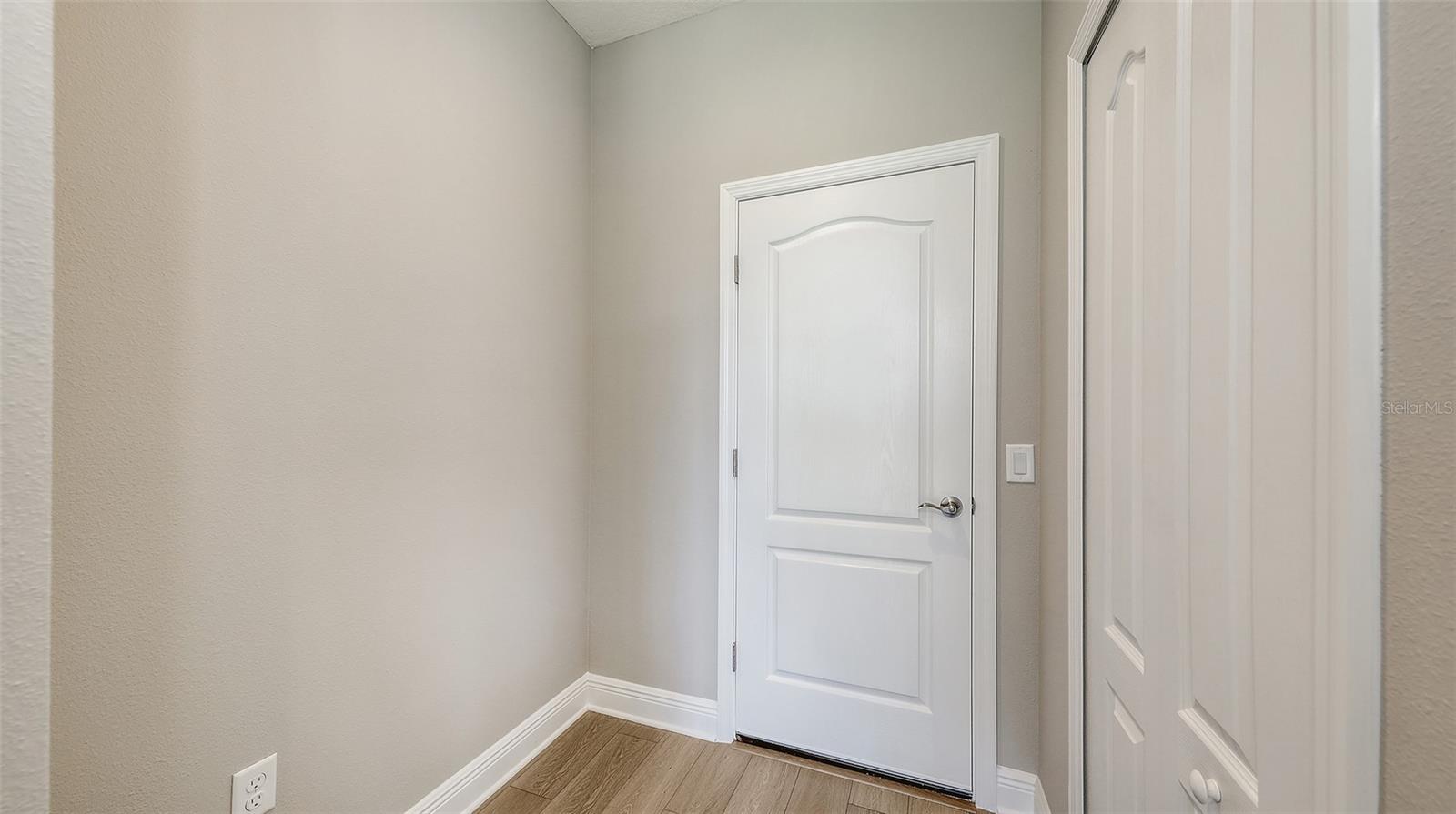 Image 22 of 45 For 10145 Spruce River Way
