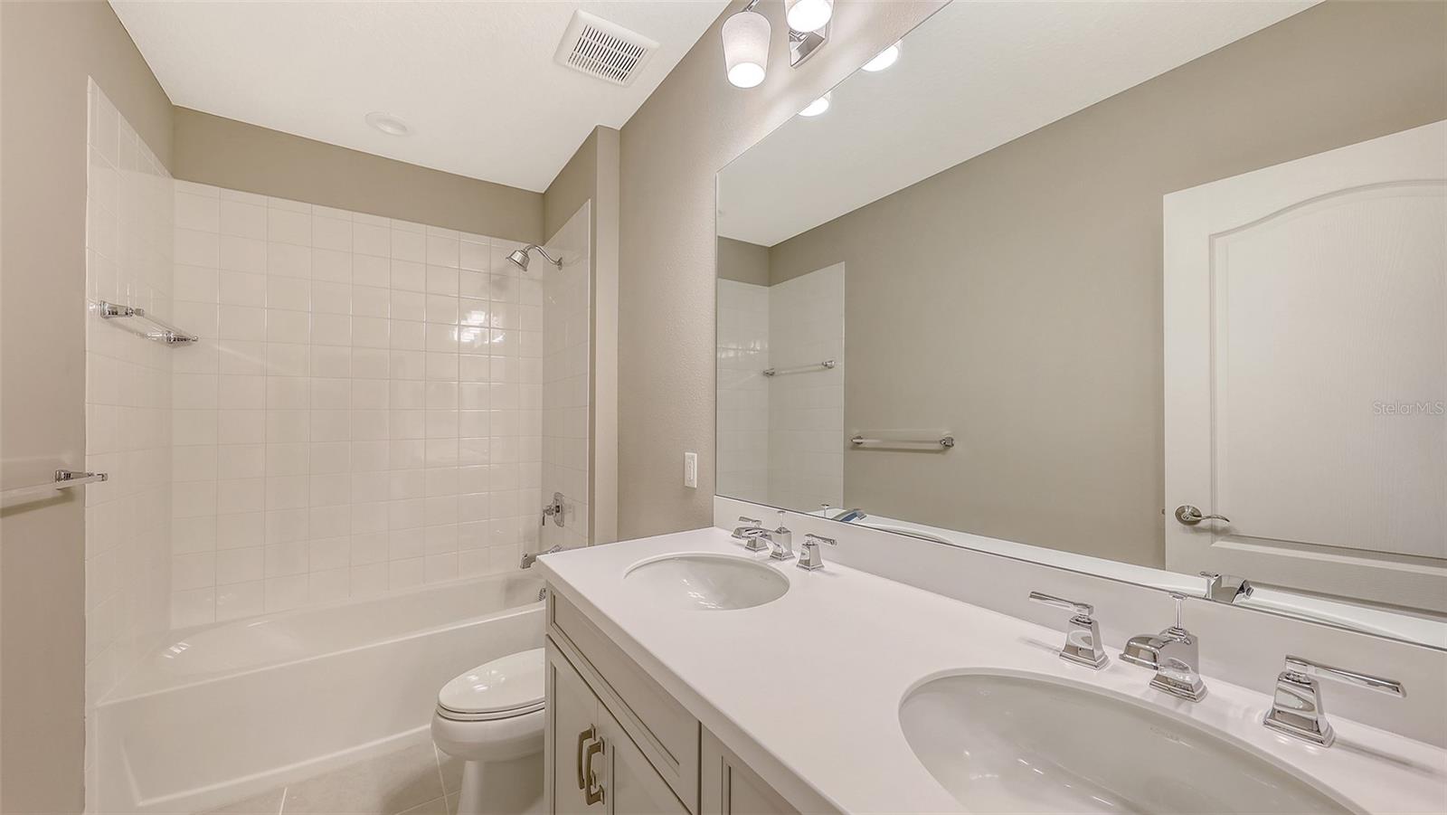 Image 31 of 45 For 10145 Spruce River Way