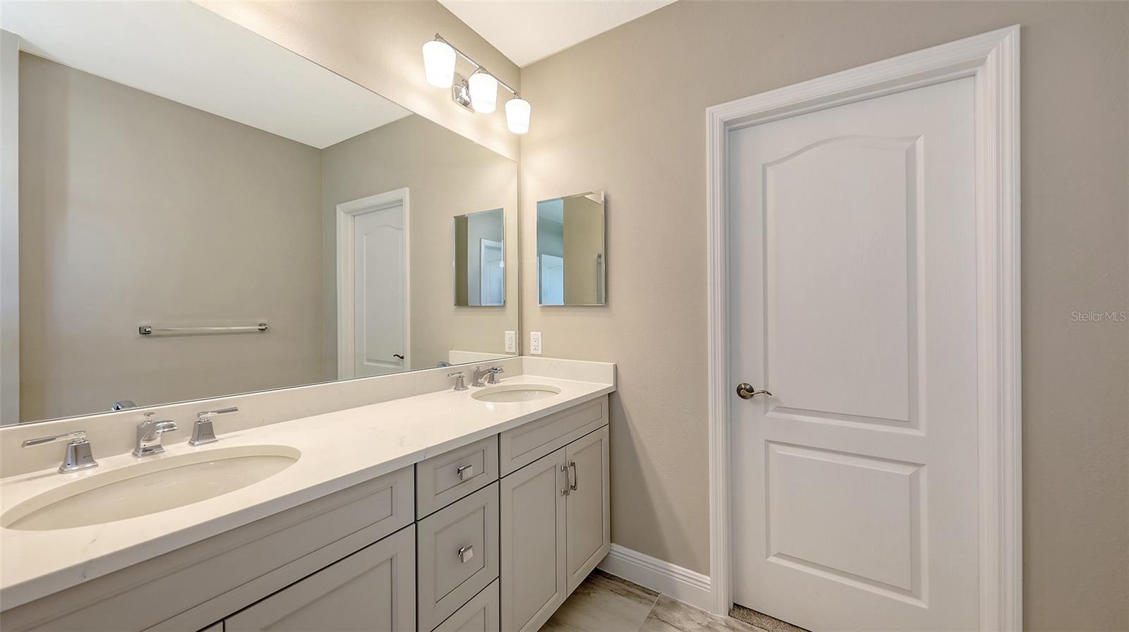 Image 42 of 45 For 10145 Spruce River Way
