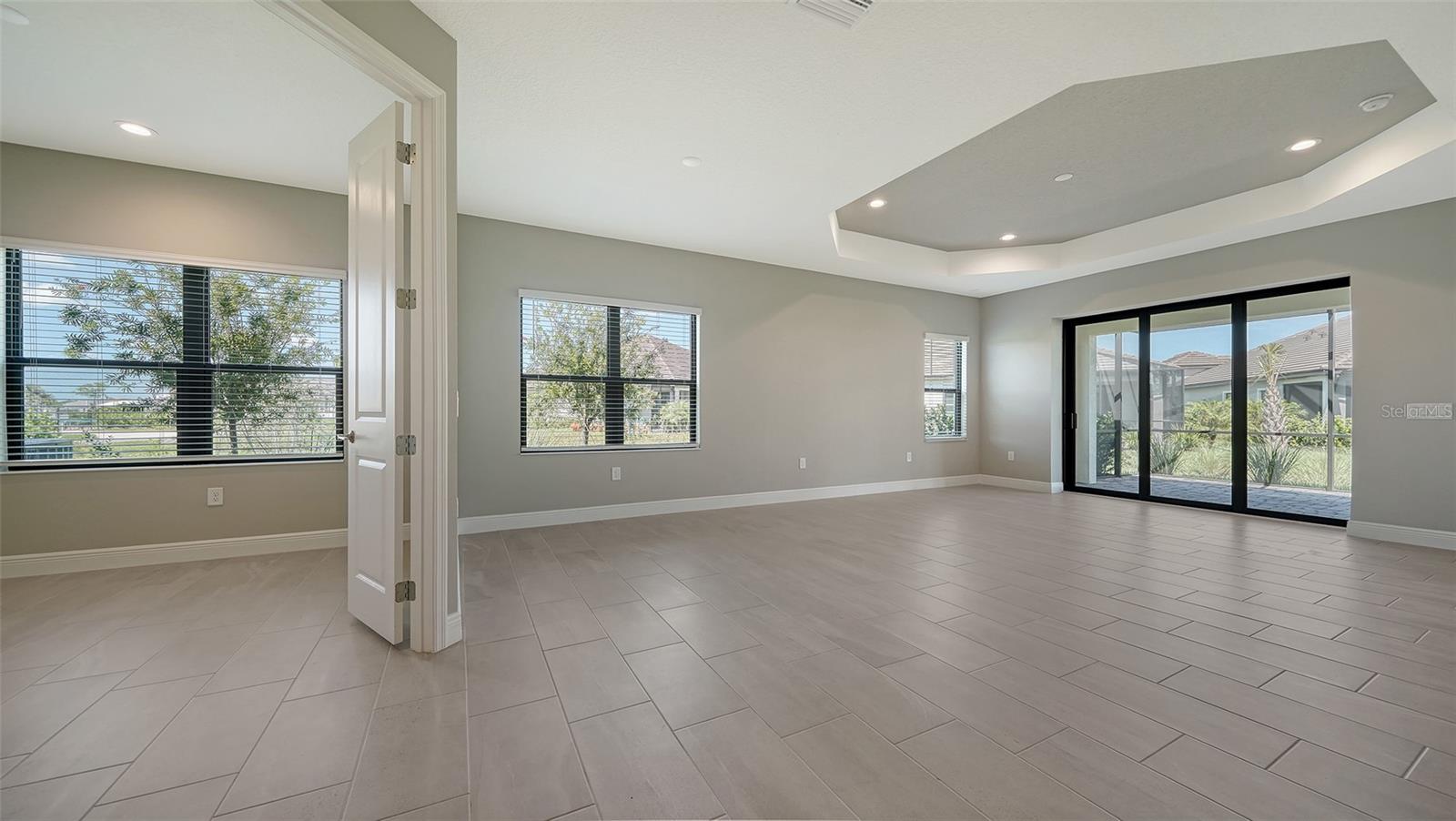Image 11 of 37 For 109 Corserra Drive