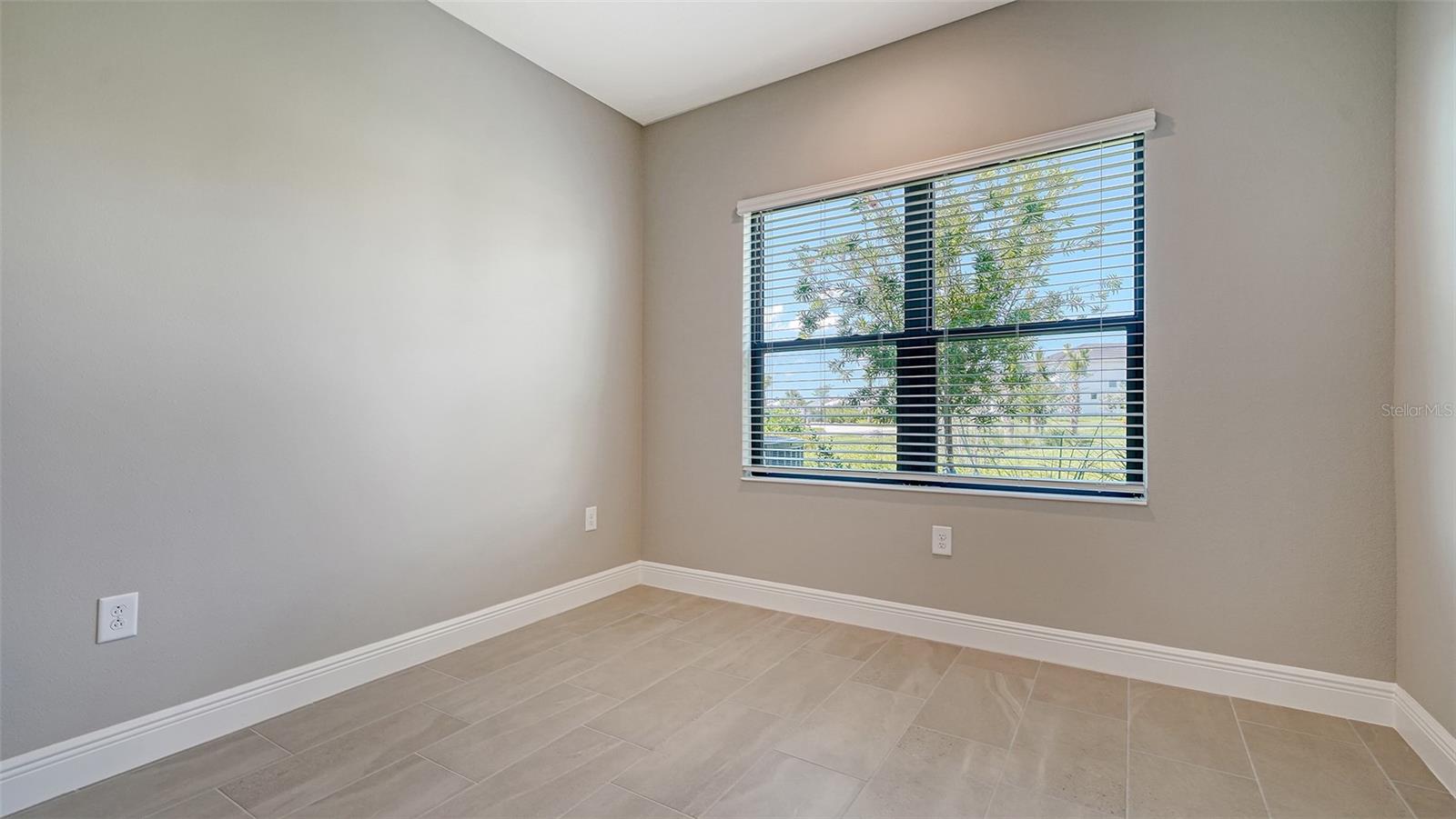 Image 13 of 37 For 109 Corserra Drive