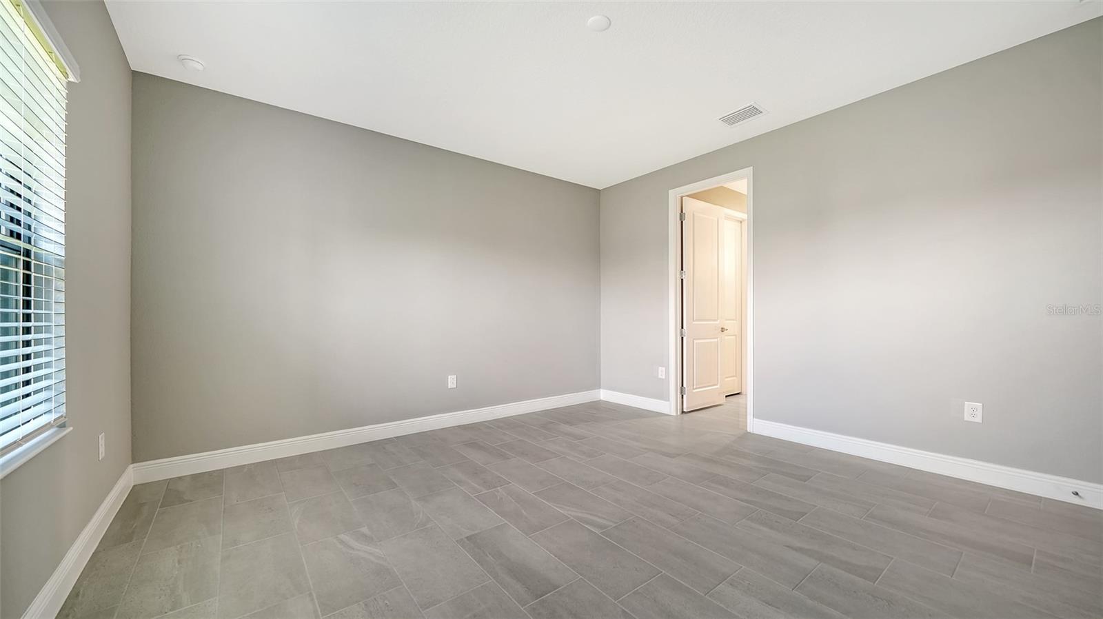 Image 22 of 37 For 109 Corserra Drive