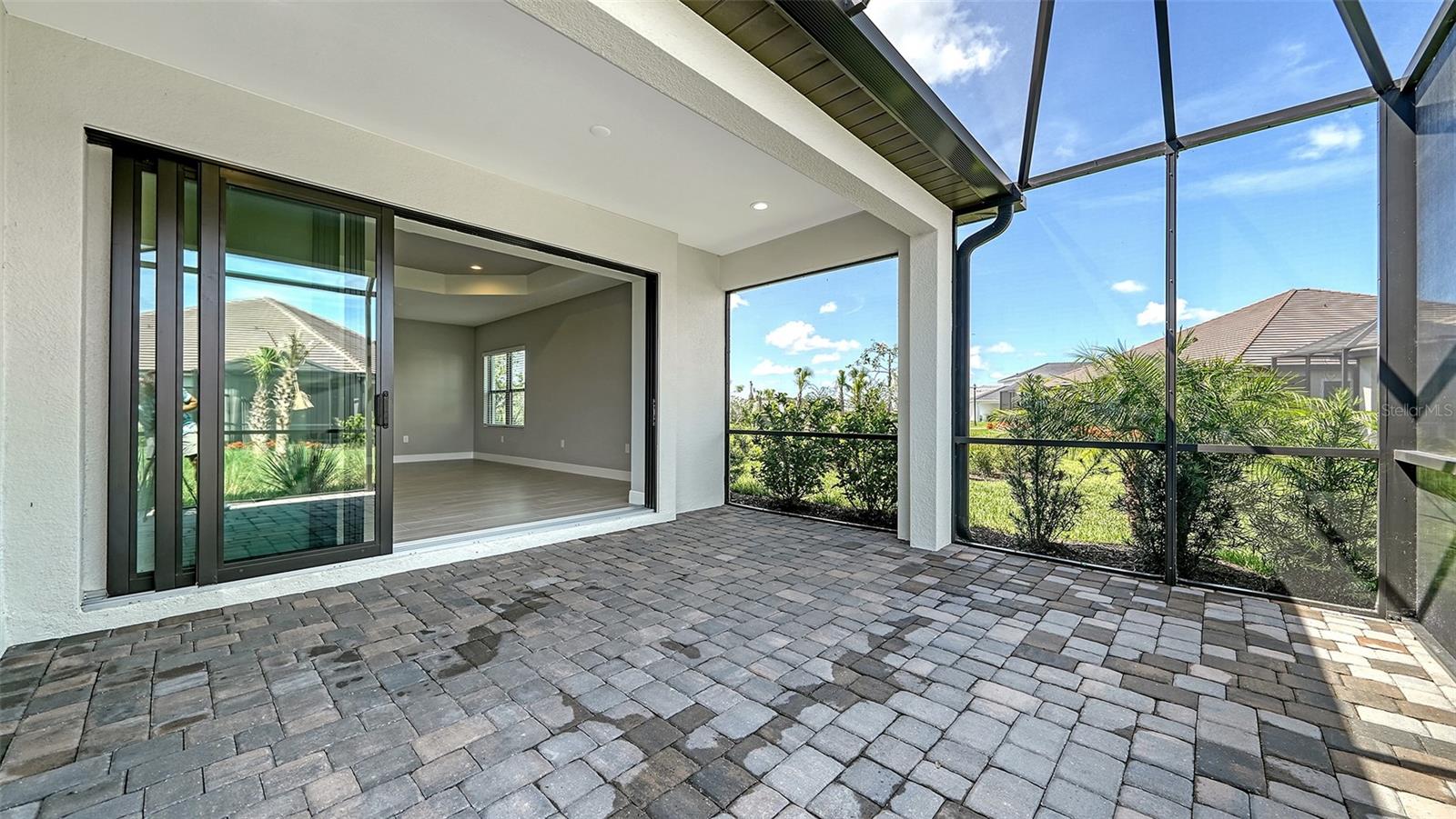 Image 8 of 37 For 109 Corserra Drive