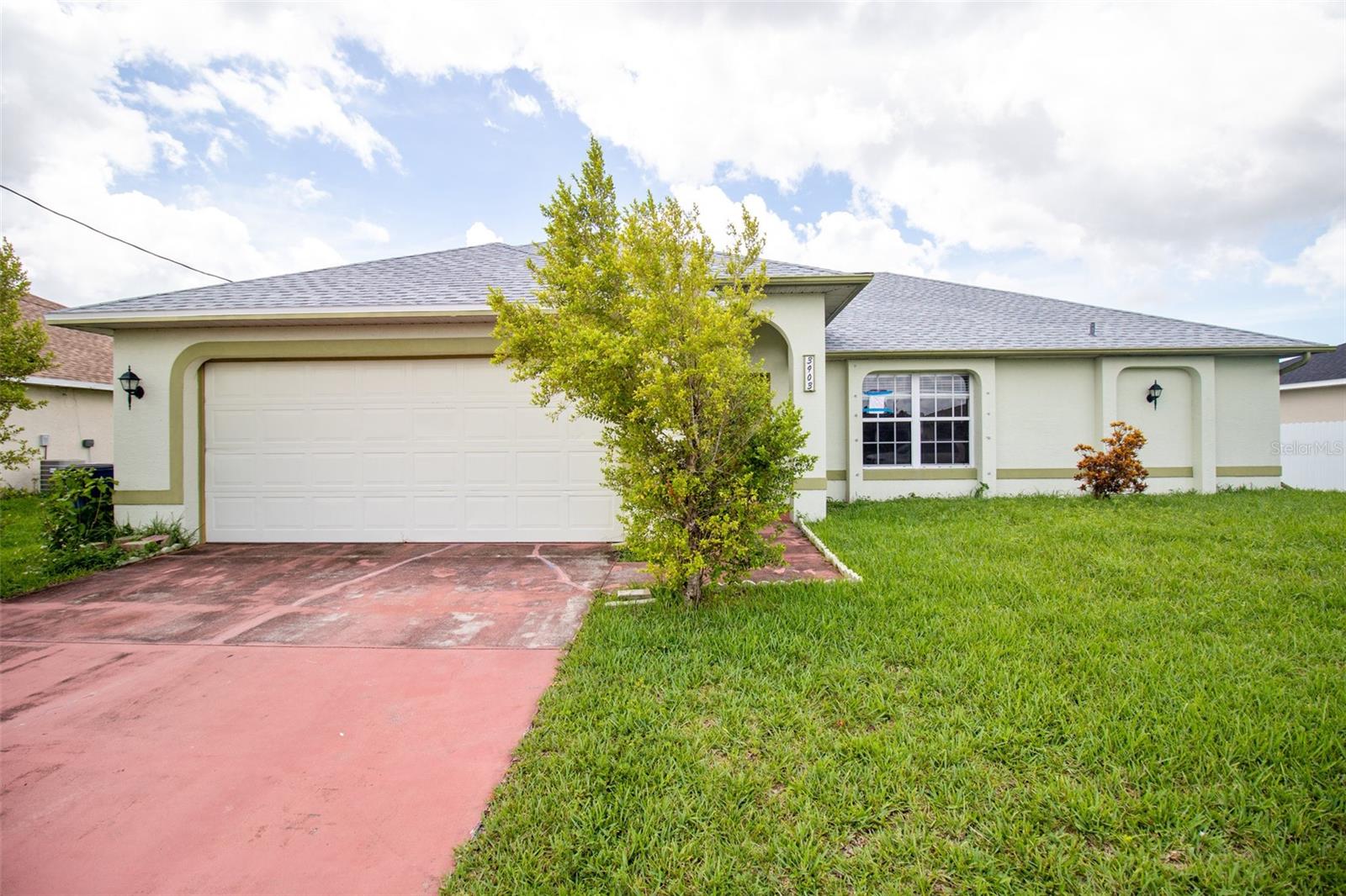 Details for 3903 12th Street W, LEHIGH ACRES, FL 33971