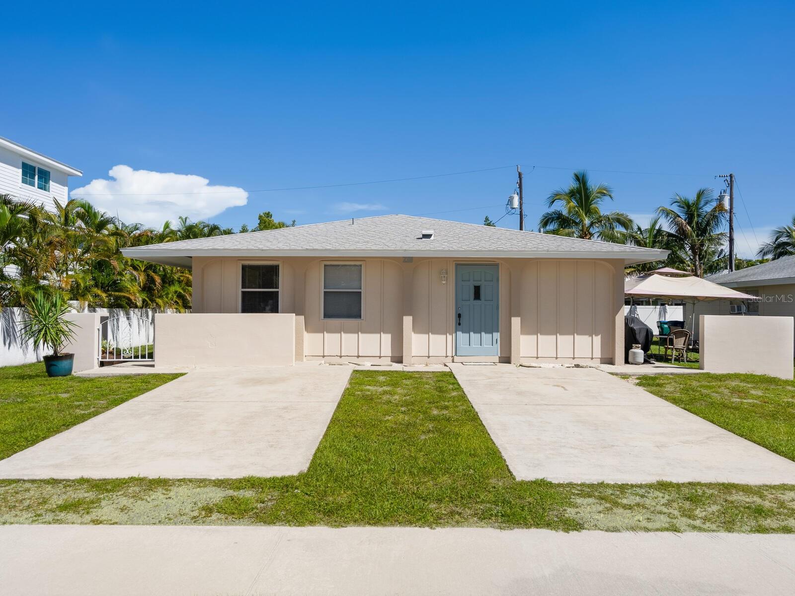 Details for 210 66th Street, HOLMES BEACH, FL 34217