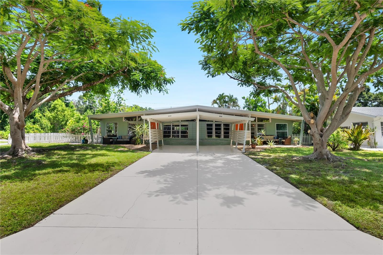 Details for 2005 Tetlow Place, SARASOTA, FL 34239