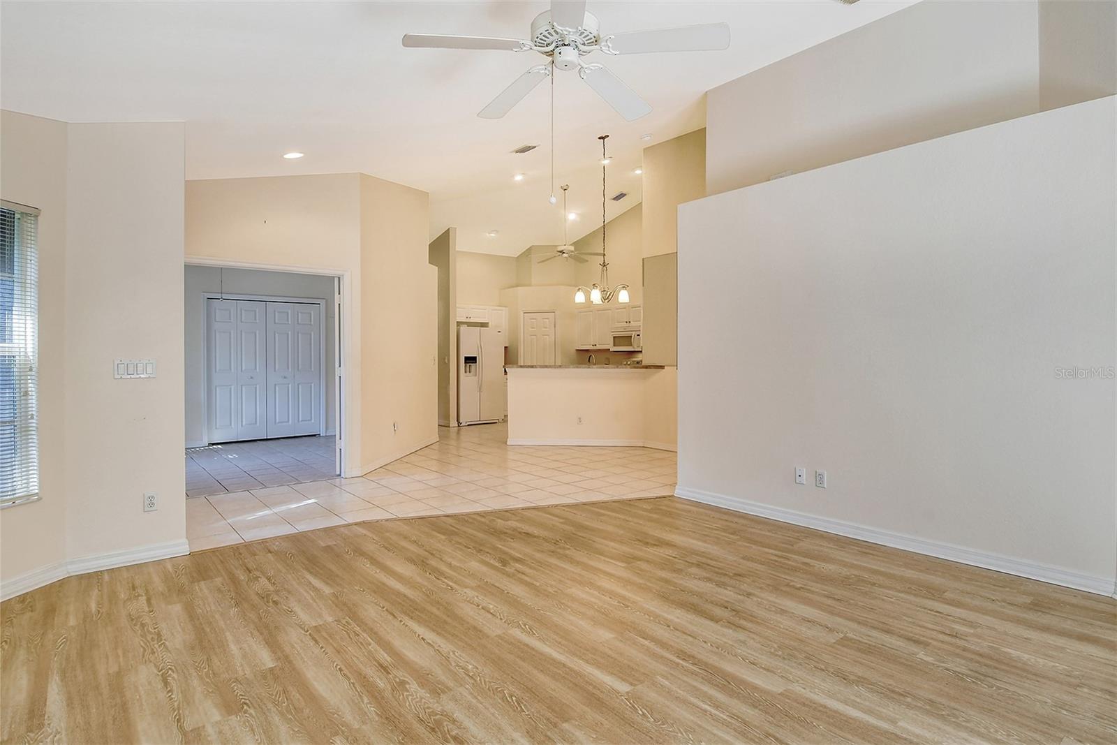 Image 11 of 52 For 4072 Fairway Place