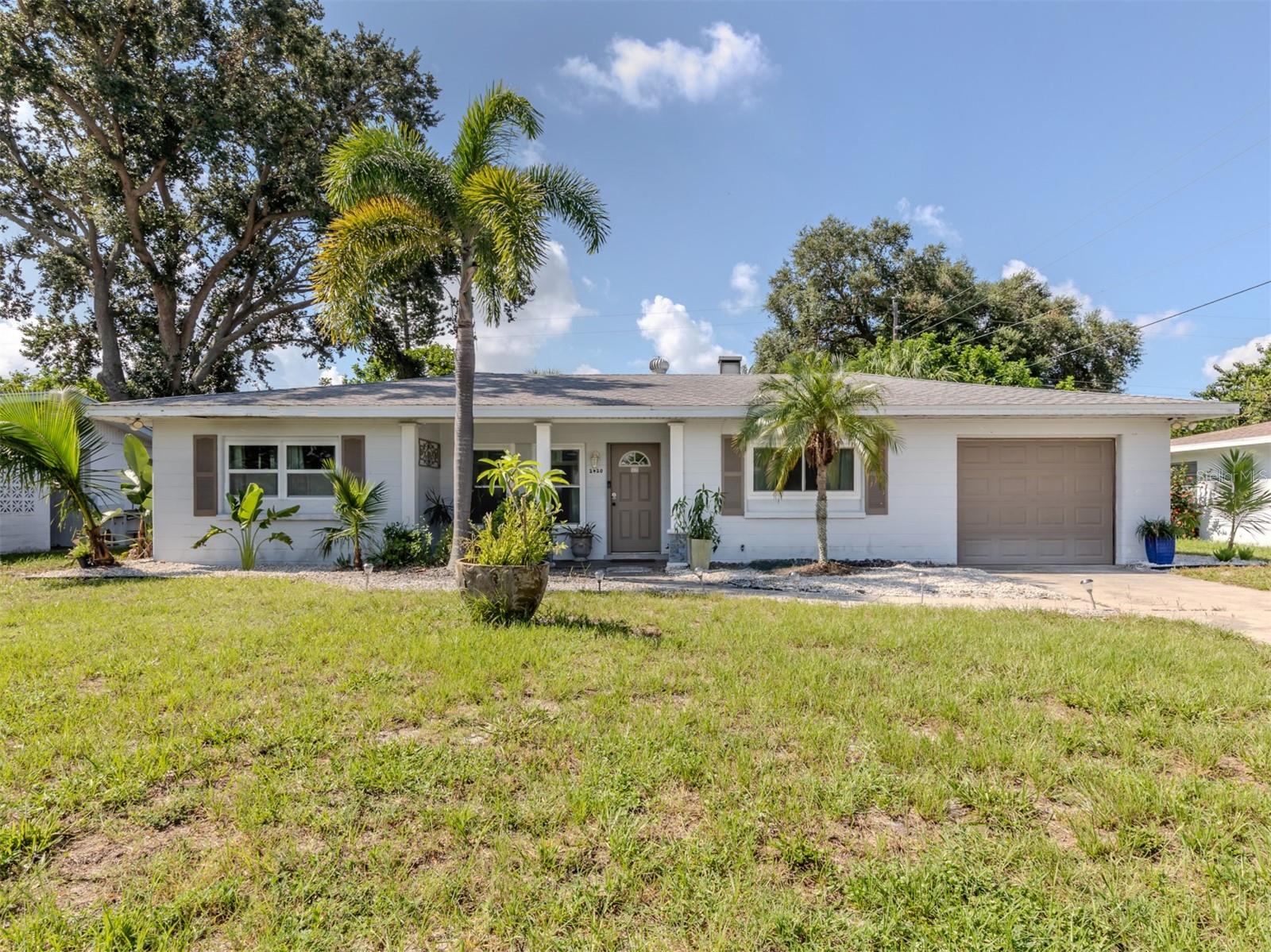 Details for 2420 Foster Lane, SARASOTA, FL 34239