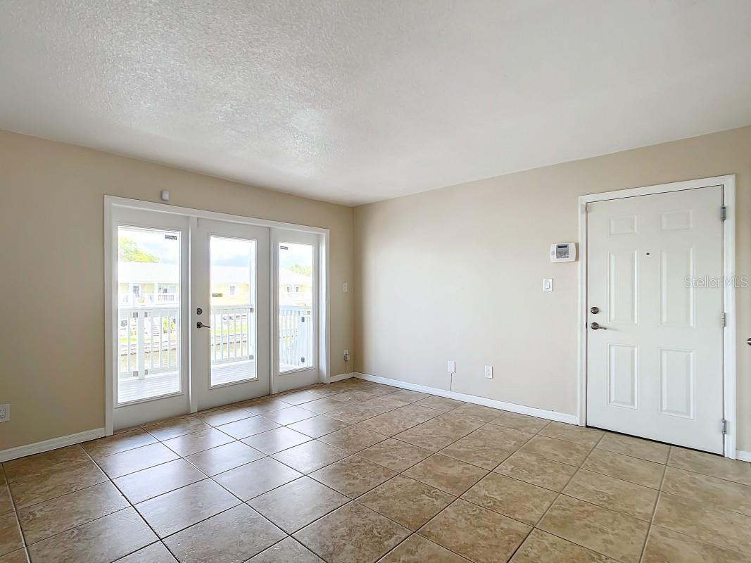 Image 4 of 24 For 5015 Coquina Key Drive Se D