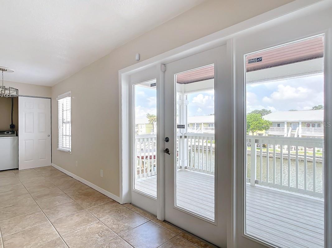 Image 6 of 24 For 5015 Coquina Key Drive Se D