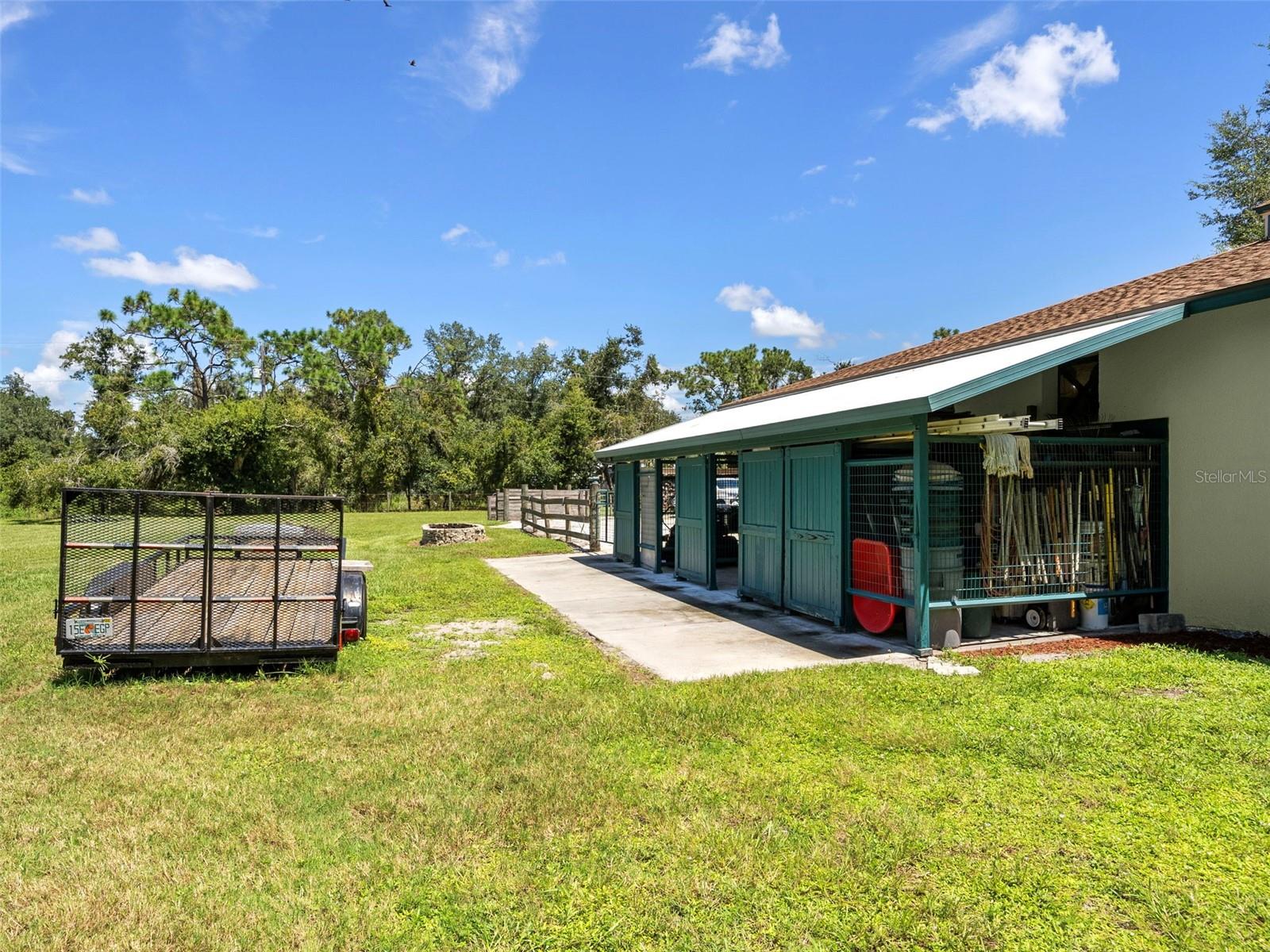 Listing photo id 29 for 5344 Howard Creek Road