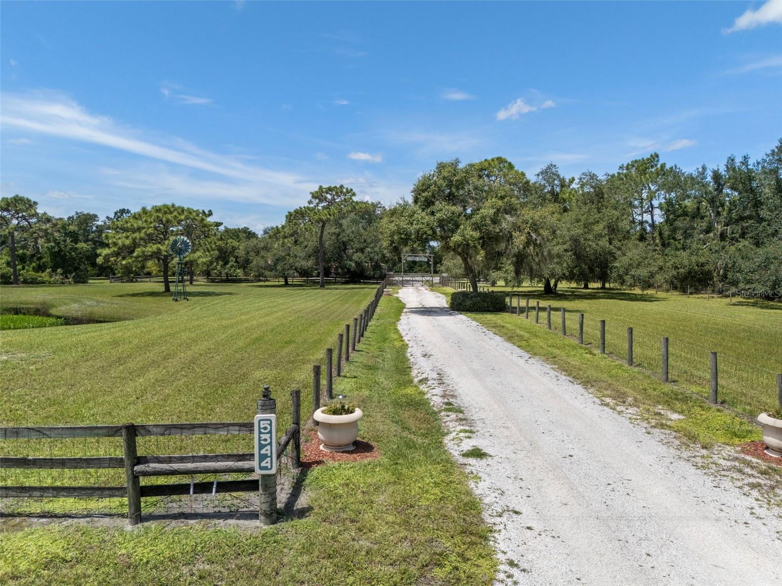 Listing photo id 5 for 5344 Howard Creek Road