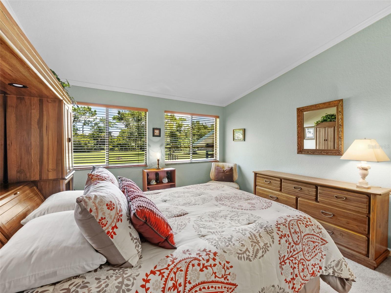 Listing photo id 84 for 5344 Howard Creek Road