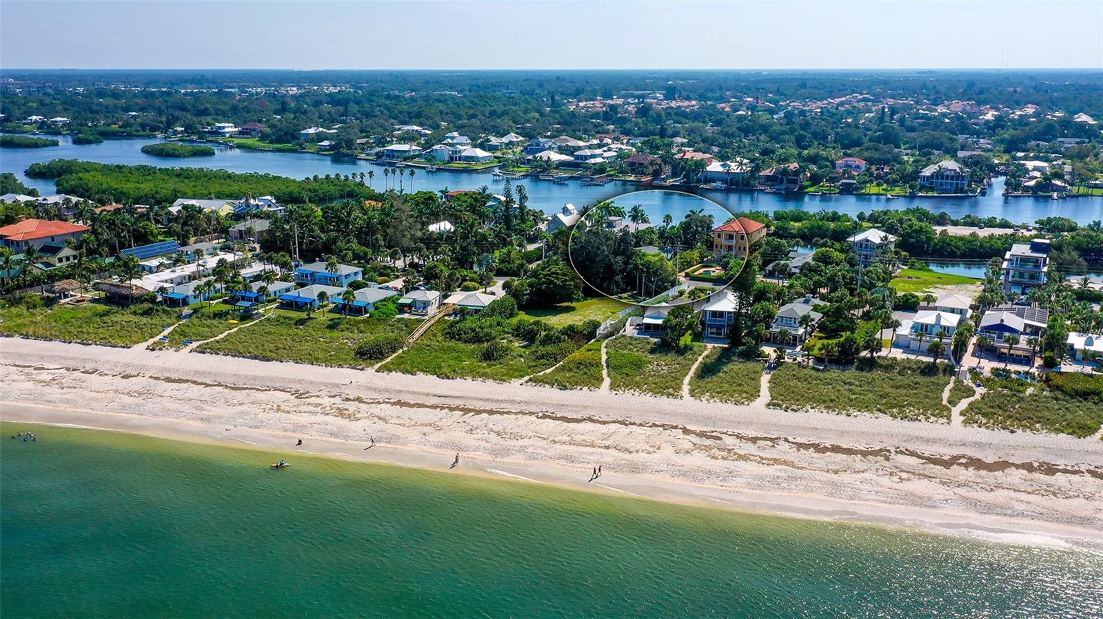 Listing photo id 17 for 418 Casey Key Road