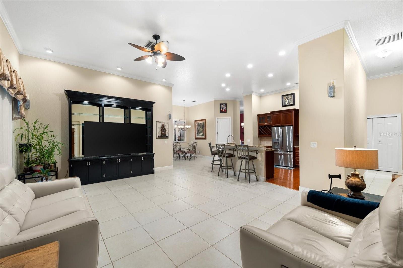 Listing photo id 20 for 17812 Doe Creek Court