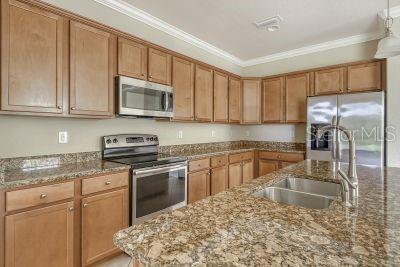 Listing photo id 16 for 20635 Romagna Place